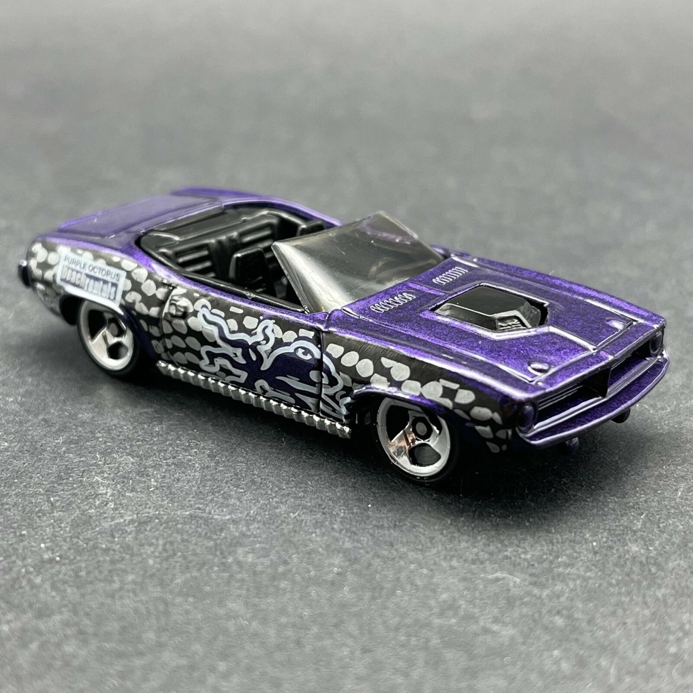 Hot Wheels 1970 '70 Plymouth King Cuda Convertible Car Purple Octopus 1/64 Scale